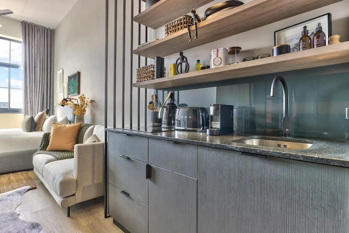 Gorgeous Designer Hideaway W/ Views At The Harri Apartment Cape Town